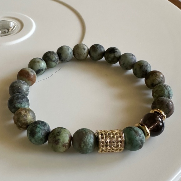 8mm Matte African Turquoise Stretch Bracelet w/ Gold Pave Spacers - Picture 5 of 7